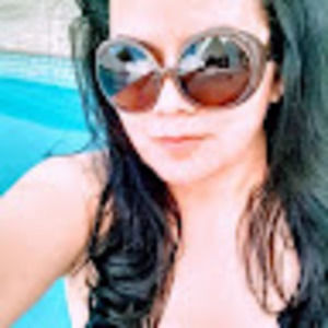 Meet your Posher, Nora